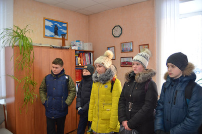 Проектная группа 7А класса побывала в районном Совете Ветеранов